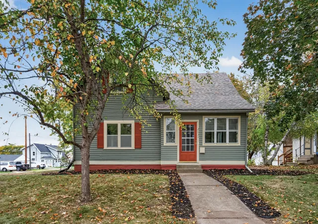 Photo 1 of Single family home for sale at 2631 5th Avenue E, North Saint Paul, MN 55109 | MLS# 7159616 | Listing updated on 2026-10-16