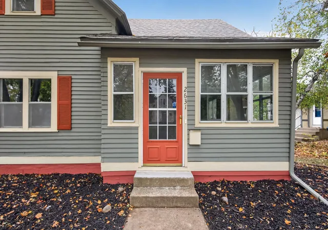 Photo 2 of Single family home for sale at 2631 5th Avenue E, North Saint Paul, MN 55109 | MLS# 7159616 | Listing updated on 2026-10-16