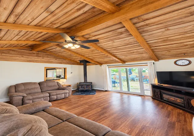 Photo 3 of Single family home for sale at 610 2nd Street N, Dassel, MN 55325 | MLS# 7159637 | Listing updated on 2026-10-21