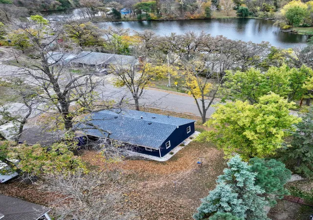 Photo 3 of Single family home for sale at 213 1st Avenue SE, New London, MN 56273 | MLS# 7159644 | Listing updated on 2026-10-22