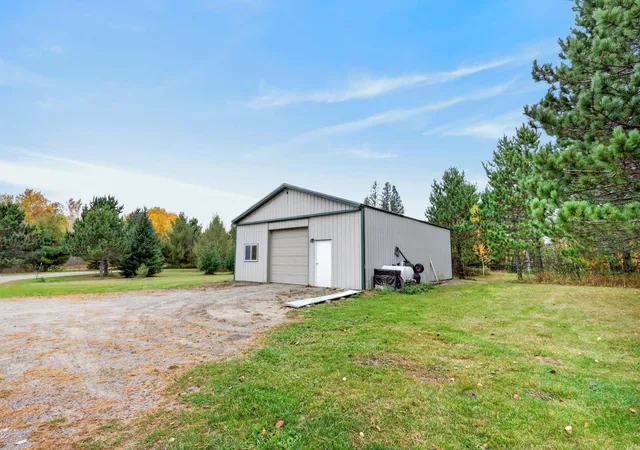 Photo 4 of Single family home for sale at 19153 Nordic Ridge Rd, Bovey, MN 55709 | MLS# 7159651 | Listing updated on 2026-10-20
