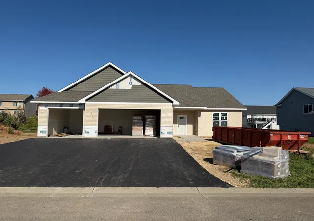 Photo 1 of Single family home for sale at 1615 Squirrel Way, New Richmond, WI 54017 | MLS# 7159657 | Listing updated on 2026-10-21