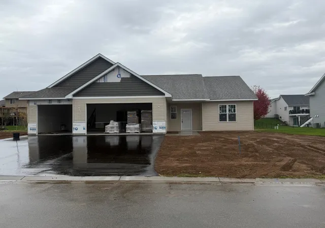 Photo 1 of Single family home for sale at 1615 Squirrel Way, New Richmond, WI 54017 | MLS# 7159657 | Listing updated on 2026-10-26