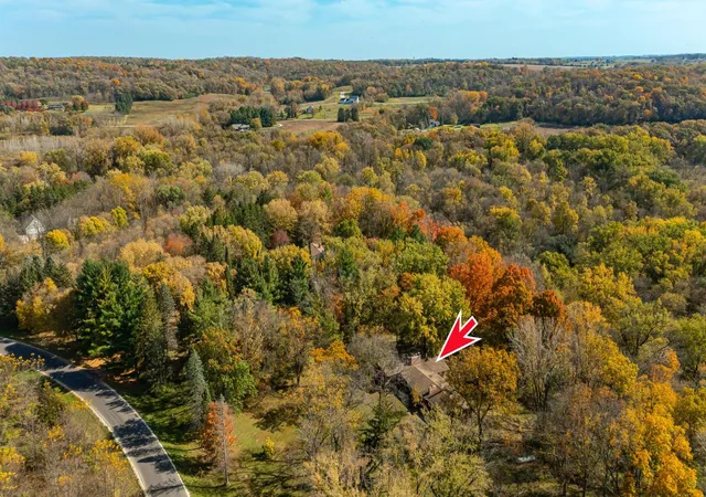 Photo 2 of Single family home for sale at 5730 Heather Dr Sw, Rochester, MN 55902 | MLS# 7159663 | Listing updated on 2026-10-15