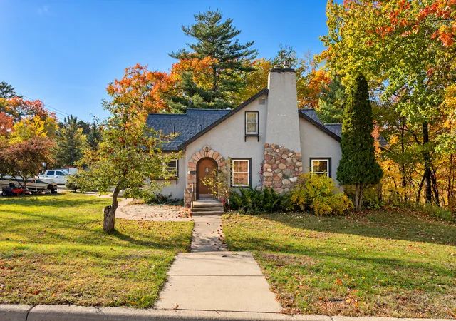 Photo 3 of Single family home for sale at 612 4th Street S, Walker, MN 56484 | MLS# 7159678 | Listing updated on 2026-10-15