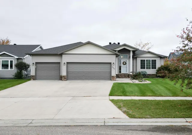 Photo 1 of Single family home for sale at 222 30th Avenue E, West Fargo, ND 58078 | MLS# 7159681 | Listing updated on 2026-10-29