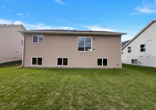 Photo 4 of Single family home for sale at 14971 Rabbit St NW, Anoka, MN 55303 | MLS# 7159700 | Listing updated on 2026-10-15