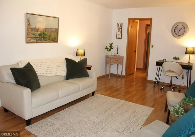 Photo 3 of Condo for sale at 45 Albert St S #2, Saint Paul, MN 55105 | MLS# 7159701 | Listing updated on 2026-10-23