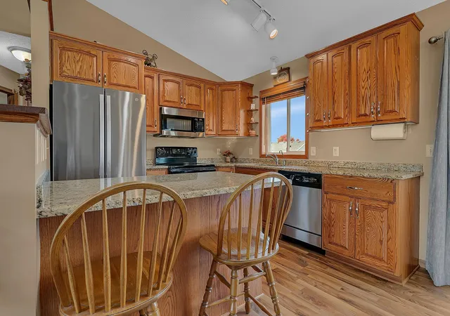 Photo 3 of Single family home for sale at 1025 2nd Avenue SE, Freeport, MN 56331 | MLS# 7159708 | Listing updated on 2026-10-17