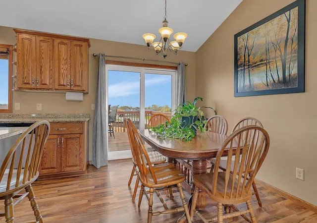 Photo 4 of Single family home for sale at 1025 2nd Avenue SE, Freeport, MN 56331 | MLS# 7159708 | Listing updated on 2026-10-17