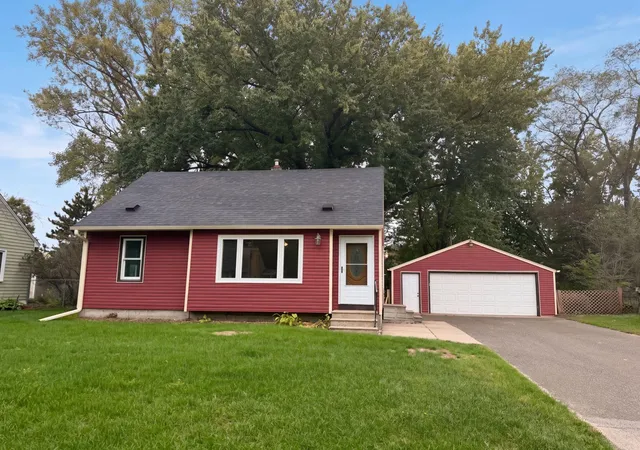 Photo 1 of Single family home for sale at 7 Park Dr, Circle Pines, MN 55014 | MLS# 7159711 | Listing updated on 2026-10-23