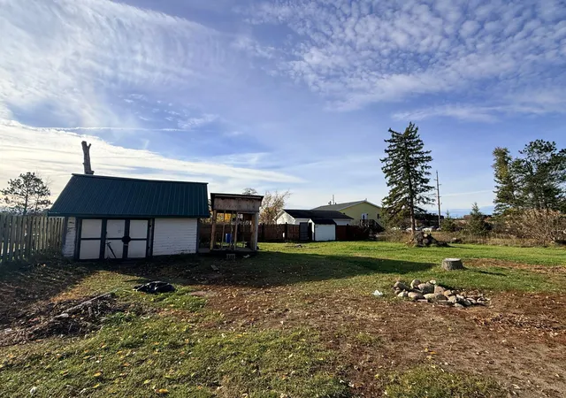 Photo 4 of Single family home for sale at 1100 Roosevelt Rd SE, Bemidji, MN 56601 | MLS# 7159724 | Listing updated on 2026-10-27
