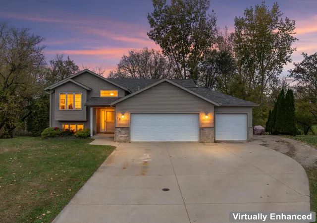 Photo 1 of Single family home for sale at 19 Rollins Dr, Elgin, MN 55932 | MLS# 7159725 | Listing updated on 2026-10-17
