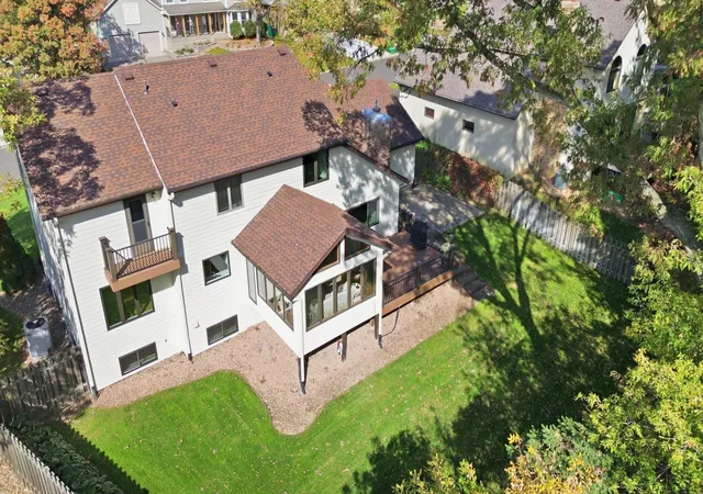 Photo 3 of Single family home for sale at 4772 London Ln, Saint Paul, MN 55122 | MLS# 7159730 | Listing updated on 2026-10-16