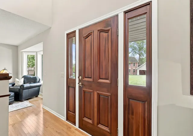 Photo 4 of Single family home for sale at 4772 London Ln, Saint Paul, MN 55122 | MLS# 7159730 | Listing updated on 2026-10-16