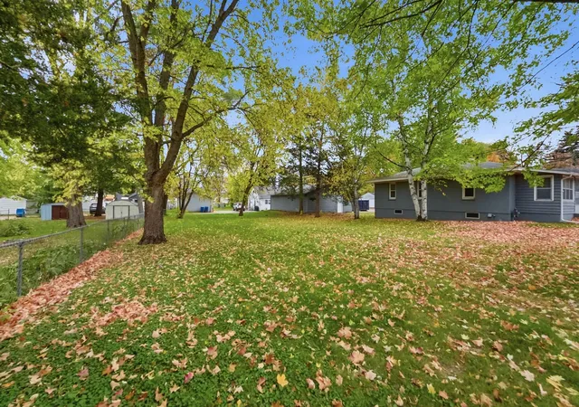 Photo 3 of Sale Pending at 926 2nd Avenue S, Sauk Rapids, MN 56379 | MLS# 7159731 | Listing updated on 2026-10-16