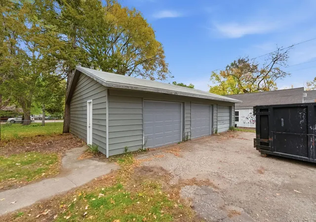 Photo 4 of Sale Pending at 926 2nd Avenue S, Sauk Rapids, MN 56379 | MLS# 7159731 | Listing updated on 2026-10-16