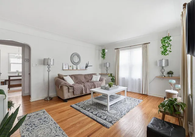 Photo 3 of Single family home for sale at 1238 Grotto St N, Saint Paul, MN 55117 | MLS# 7159738 | Listing updated on 2026-10-21