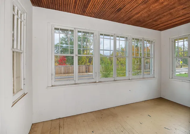 Photo 2 of Single family home for sale at 4721 France Ave S, Minneapolis, MN 55410 | MLS# 7159748 | Listing updated on 2026-10-22