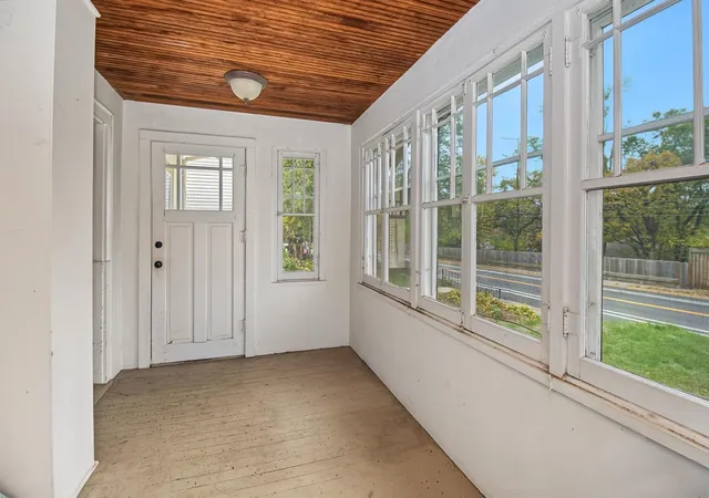Photo 4 of Single family home for sale at 4721 France Ave S, Minneapolis, MN 55410 | MLS# 7159748 | Listing updated on 2026-10-22