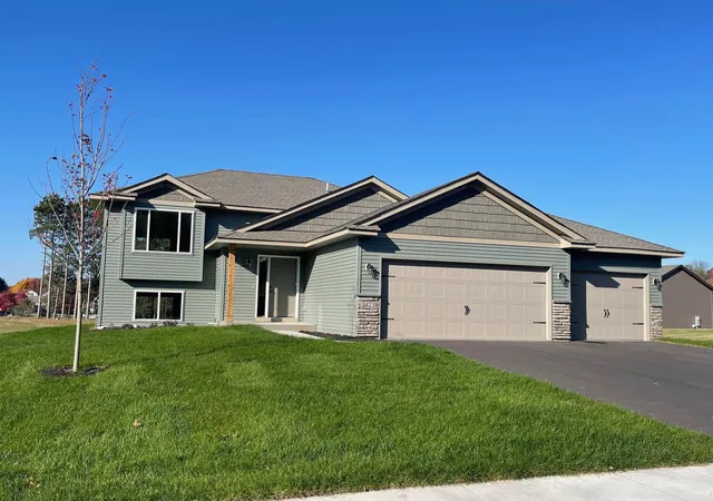 Photo 1 of Single family home for sale at 3423 Maple Dr S, Cambridge, MN 55008 | MLS# 7159776 | Listing updated on 2026-10-23