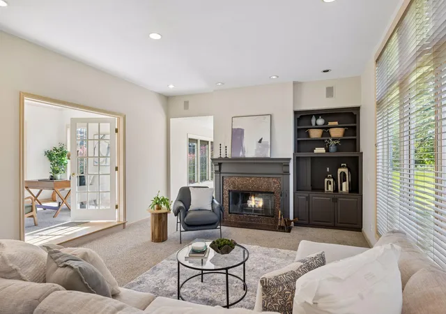 Photo 3 of Single family home for sale at 21 Raven Rd, Saint Paul, MN 55127 | MLS# 7159778 | Listing updated on 2026-10-28