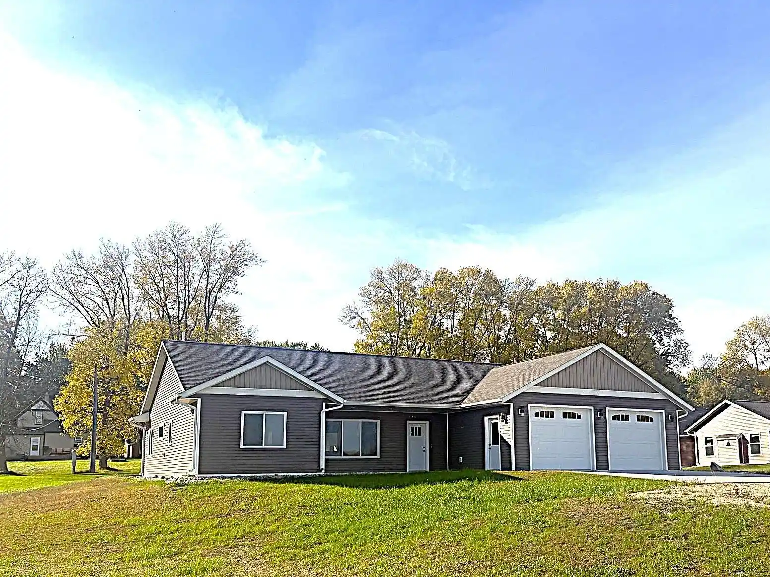 Photo 2 of Single family home for sale at 211 Bryce Ave, Lowry, MN 56349 | MLS# 7159788 | Listing updated on 2026-10-15