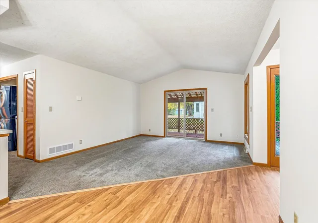 Photo 3 of Townhouse for sale at 550 W 10th Street, Rush City, MN 55069 | MLS# 7159795 | Listing updated on 2026-10-16