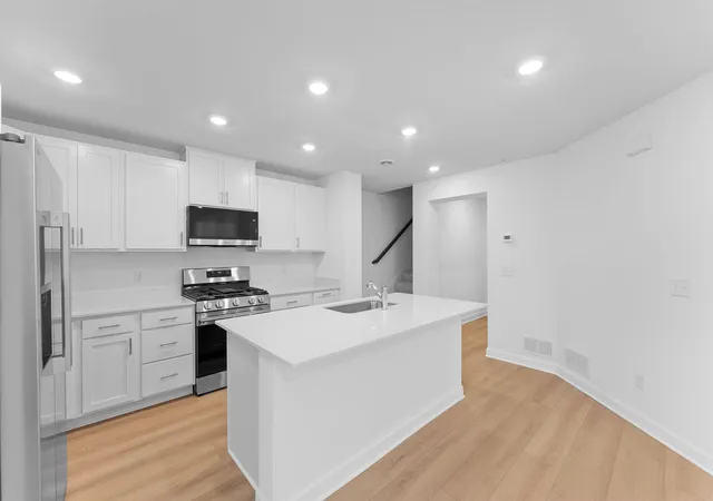 Photo 2 of Single family home for sale at 3074 Cedar St, Saint Paul, MN 55117 | MLS# 7159813 | Listing updated on 2026-10-20