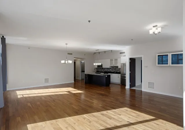 Photo 3 of Condo for sale at 1120 S 2nd Street #201, Minneapolis, MN 55415 | MLS# 7159824 | Listing updated on 2026-10-15