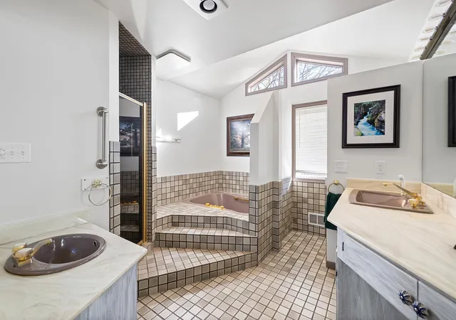 Photo 2 of Single family home for sale at 9021 Club Rd, Minneapolis, MN 55426 | MLS# 7159833 | Listing updated on 2026-10-17
