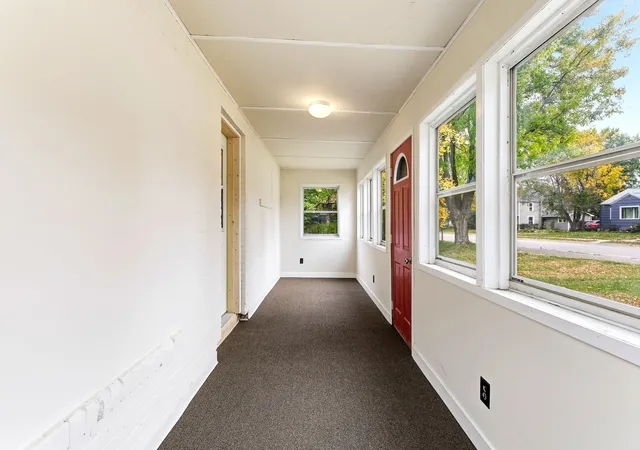 Photo 4 of Single family home for sale at 200 Excelsior Ave N, Annandale, MN 55302 | MLS# 7159844 | Listing updated on 2026-10-23