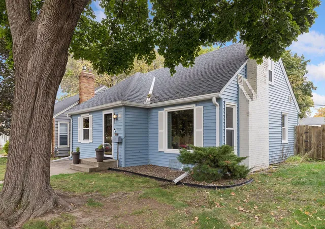 Photo 3 of Single family home for sale at 5519 Garfield Ave, Minneapolis, MN 55419 | MLS# 7159882 | Listing updated on 2026-10-22