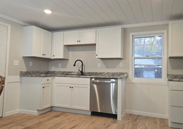Photo 1 of Single family home for sale at 901 S 6th Street, Princeton, MN 55371 | MLS# 7159887 | Listing updated on 2026-10-17
