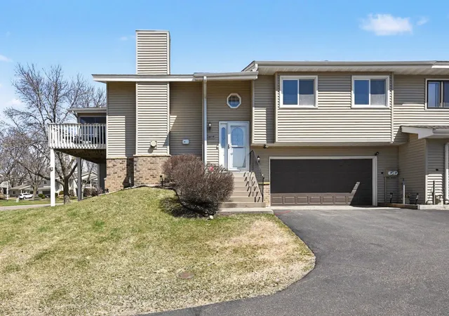 Photo 1 of Single family home for sale at 6819 Romeo Rd, Saint Paul, MN 55125 | MLS# 7159902 | Listing updated on 2026-10-23