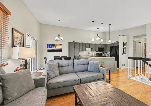 Photo 2 of Single family home for sale at 6819 Romeo Rd, Saint Paul, MN 55125 | MLS# 7159902 | Listing updated on 2026-10-23