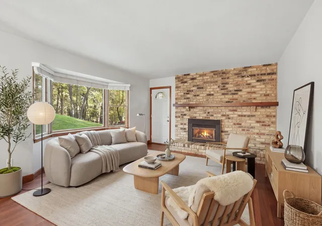 Photo 4 of Single family home for sale at 360 Quail Rd, Saint Paul, MN 55110 | MLS# 7159917 | Listing updated on 2026-10-19