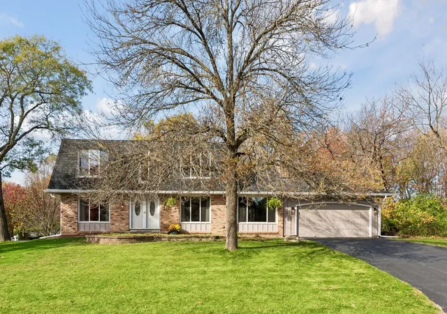 Photo 1 of Single family home for sale at 2755 Shadyview Ln N, Minneapolis, MN 55447 | MLS# 7159918 | Listing updated on 2026-10-22