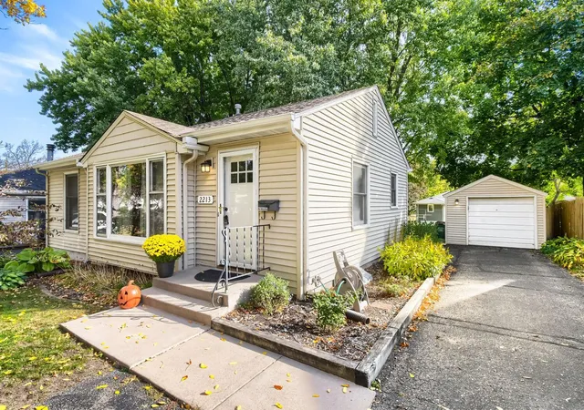Photo 3 of Single family home for sale at 2213 Jersey Ave S, Minneapolis, MN 55426 | MLS# 7159929 | Listing updated on 2026-10-16