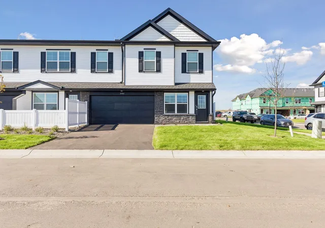 Photo 2 of Single family home for sale at 5351 Long Pointe Pass, Saint Paul, MN 55129 | MLS# 7159943 | Listing updated on 2026-10-23