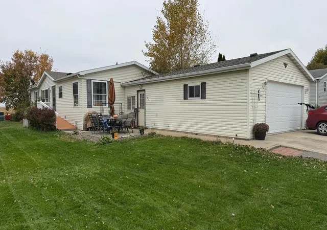 Single family home for sale at 296 Countryview St, Kasson, MN 55944 | MLS# 7159960