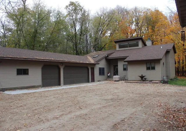 Photo 1 of Single family home for sale at 7857 Bluebill Dr SW, Alexandria, MN 56308 | MLS# 7159982 | Listing updated on 2026-10-20