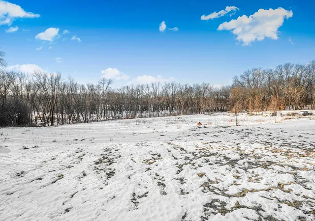 Photo 3 of Single family home for sale at 2818 337th Lane NW, Cambridge, MN 55008 | MLS# 7159997 | Listing updated on 2026-10-20