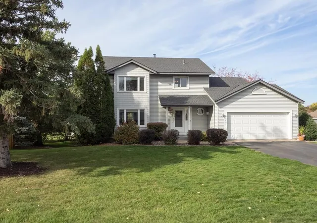 Photo 2 of Single family home for sale at 15601 Claret Ave W, Rosemount, MN 55068 | MLS# 7160015 | Listing updated on 2026-10-23