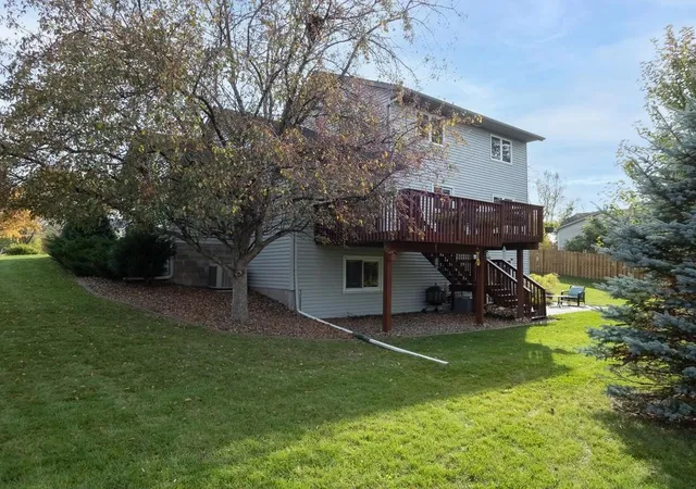 Photo 3 of Single family home for sale at 15601 Claret Ave W, Rosemount, MN 55068 | MLS# 7160015 | Listing updated on 2026-10-23