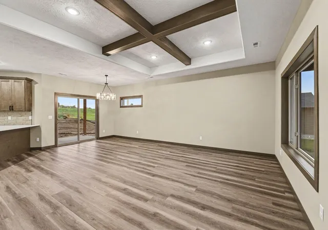 Photo 3 of Single family home for sale at 1511 Buffalo Ridge Dr, Luverne, MN 56156 | MLS# 7160021 | Listing updated on 2026-10-17