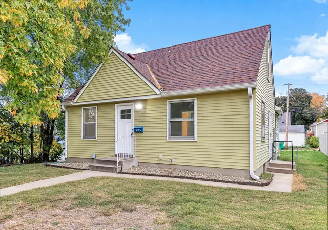 Photo 1 of Single family home for sale at 3015 Louisiana Ave S, Minneapolis, MN 55426 | MLS# 7160095 | Listing updated on 2026-10-16