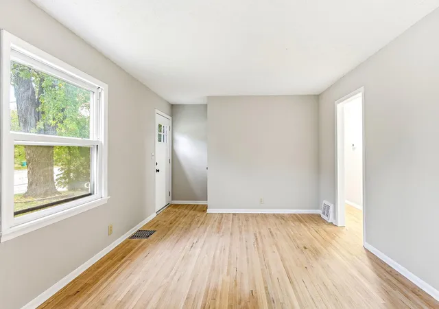 Photo 4 of Single family home for sale at 3015 Louisiana Ave S, Minneapolis, MN 55426 | MLS# 7160095 | Listing updated on 2026-10-16