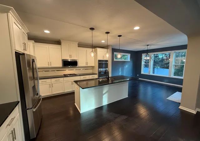 Photo 3 of Single family home for sale at 16891 E Lake Dr, Lakeville, MN 55044 | MLS# 7160111 | Listing updated on 2026-10-16