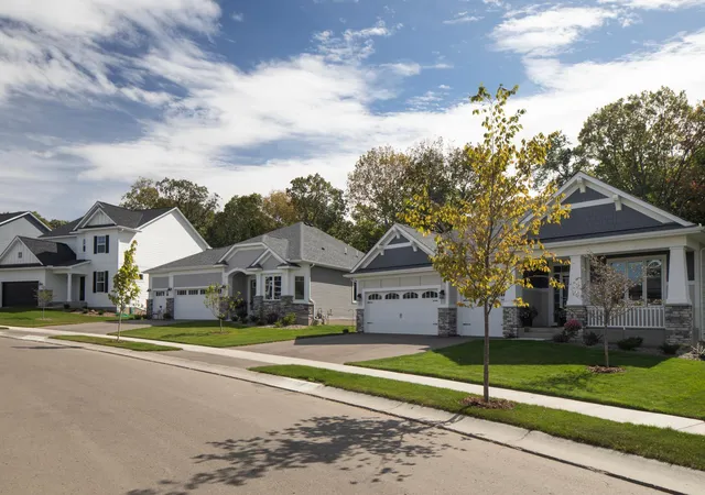 Photo 2 of Sale Pending at 726 Prospect Pointe Rd, Jordan, MN 55352 | MLS# 7160112 | Listing updated on 2026-10-19